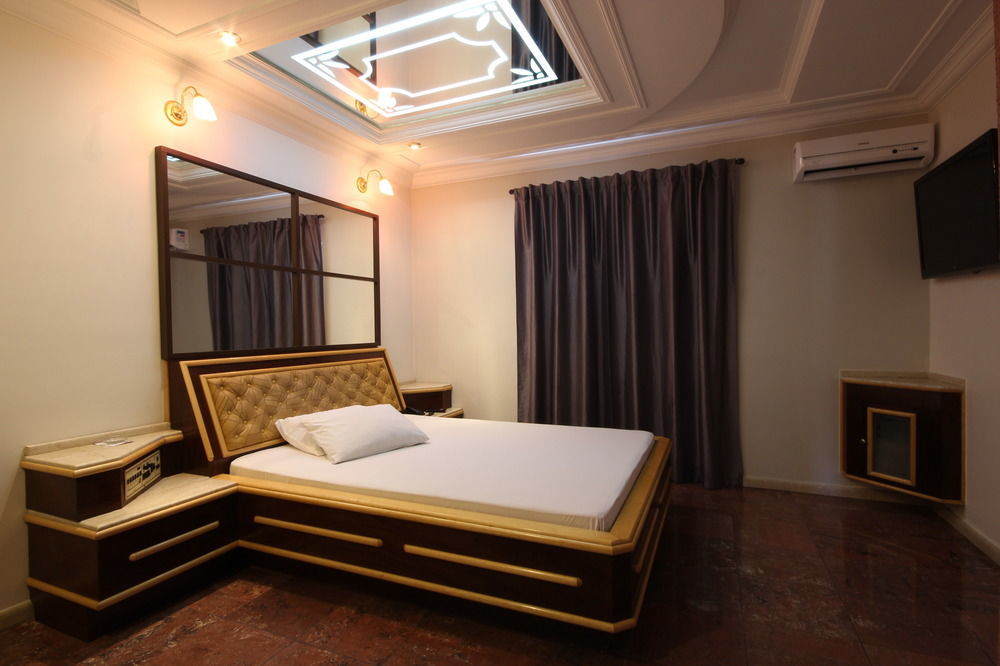 Hotel Diamante 2*